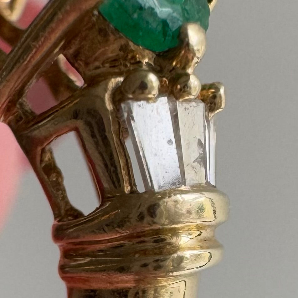 V I N T A G E // three times the envy / 10k + emerald + baguette diamond stacking ring / size 7