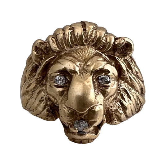 V I N T A G E // classic beast / solid 10k yellow gold and diamond lion ring / size 10