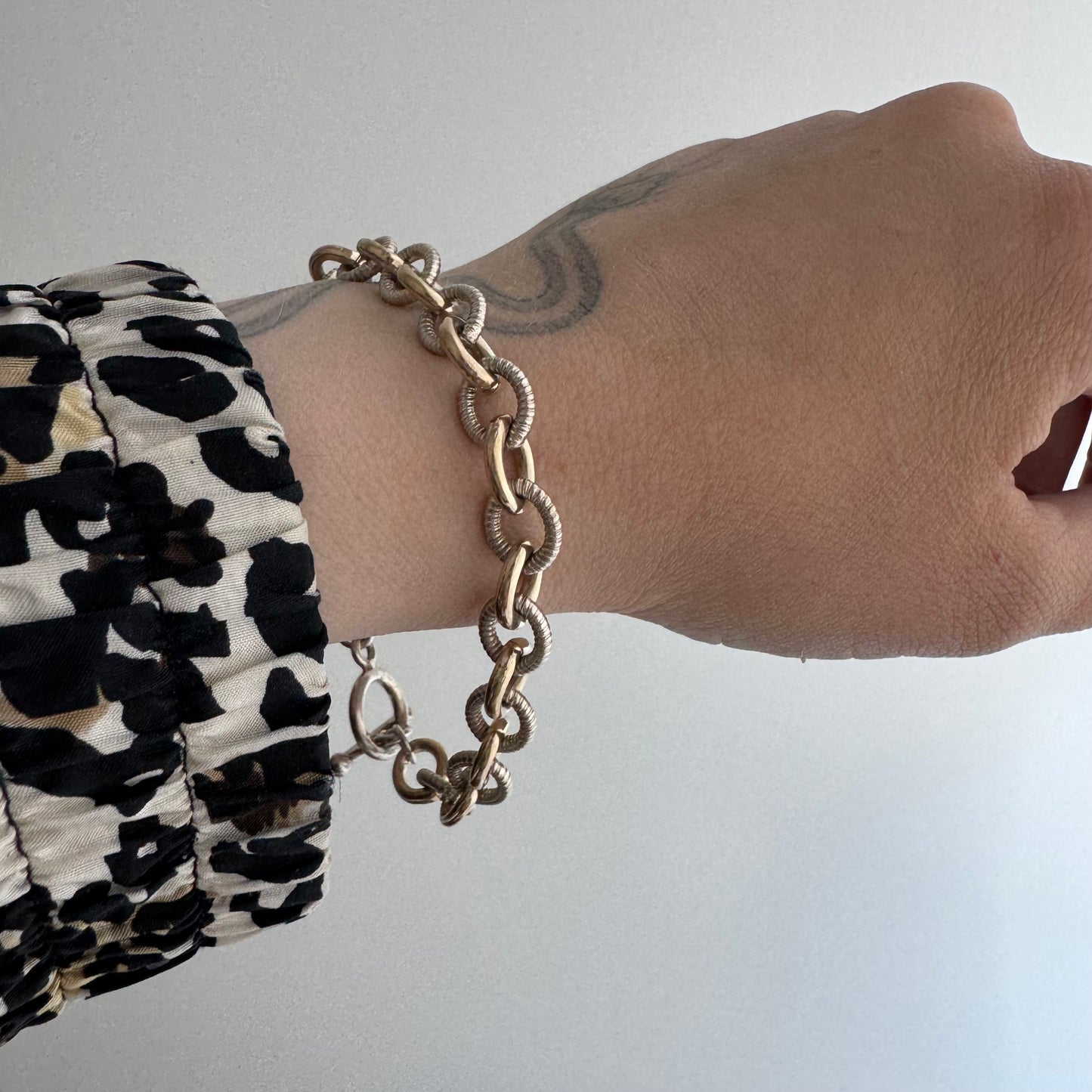 V I N T A G E // two tone cable / sterling silver cable chain link toggle bracelet / 7.25", 16.7g