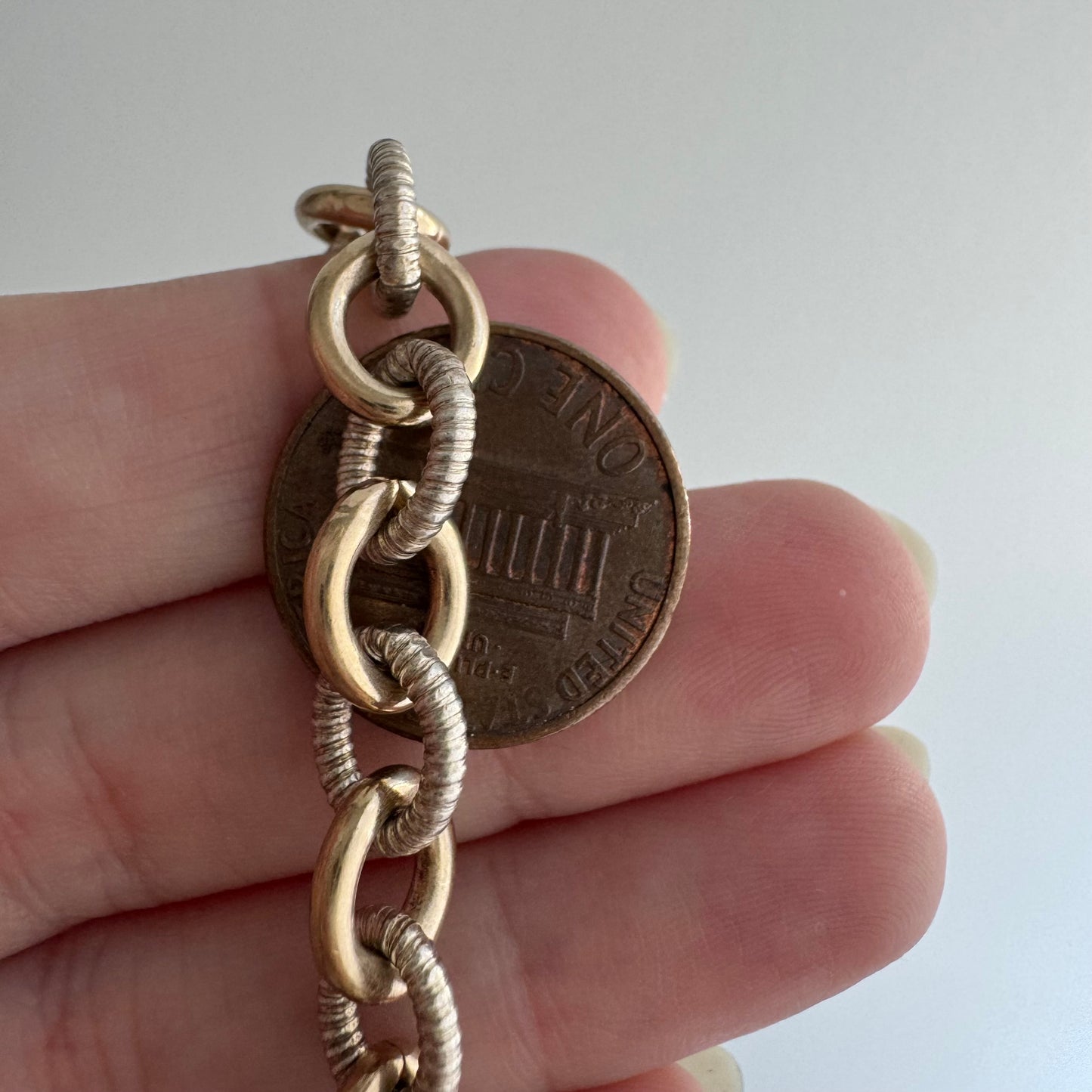 V I N T A G E // two tone cable / sterling silver cable chain link toggle bracelet / 7.25", 16.7g