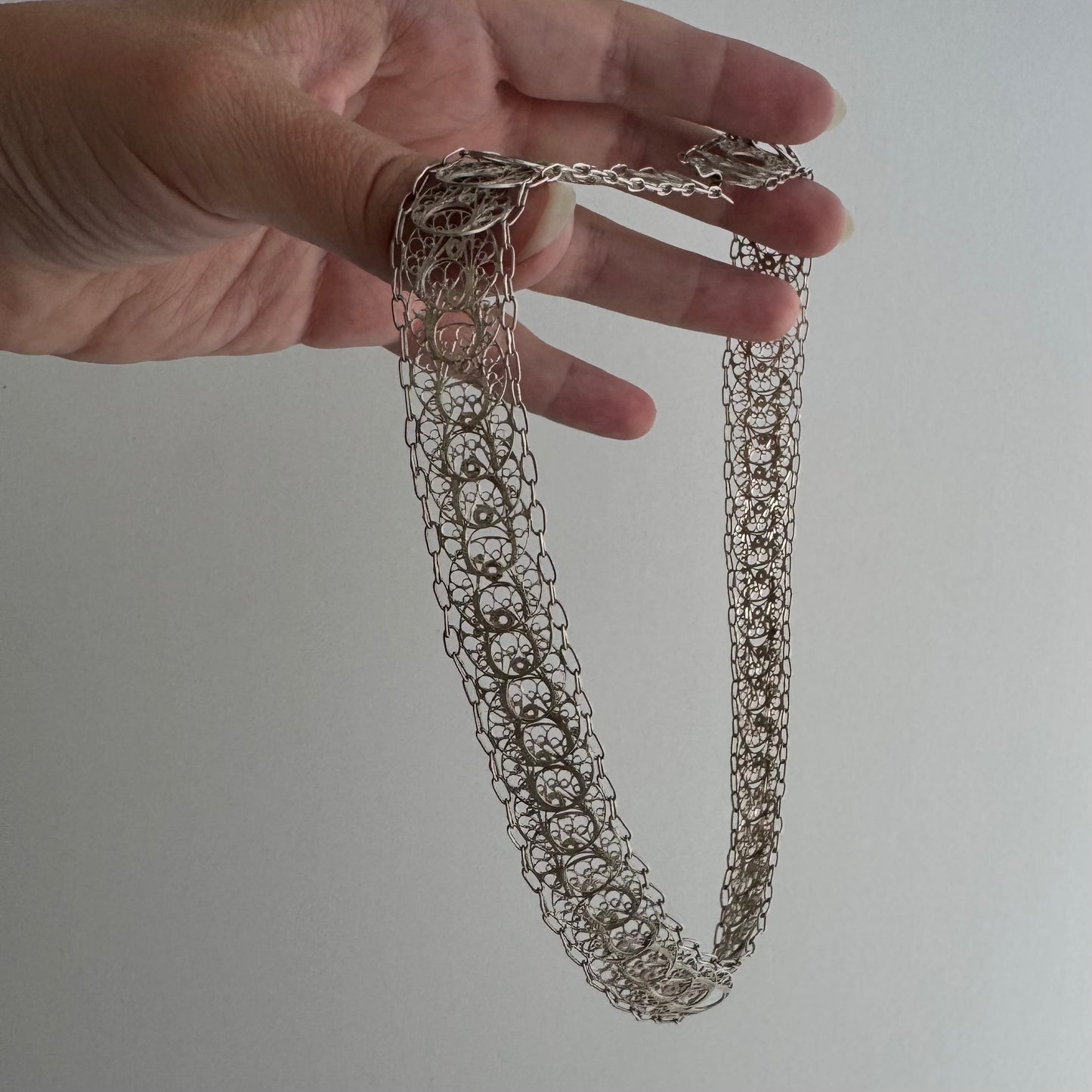 V I N T A G E // many many moons / sterling silver crescent moon filigree link flat chain necklace / 15", 18.8g