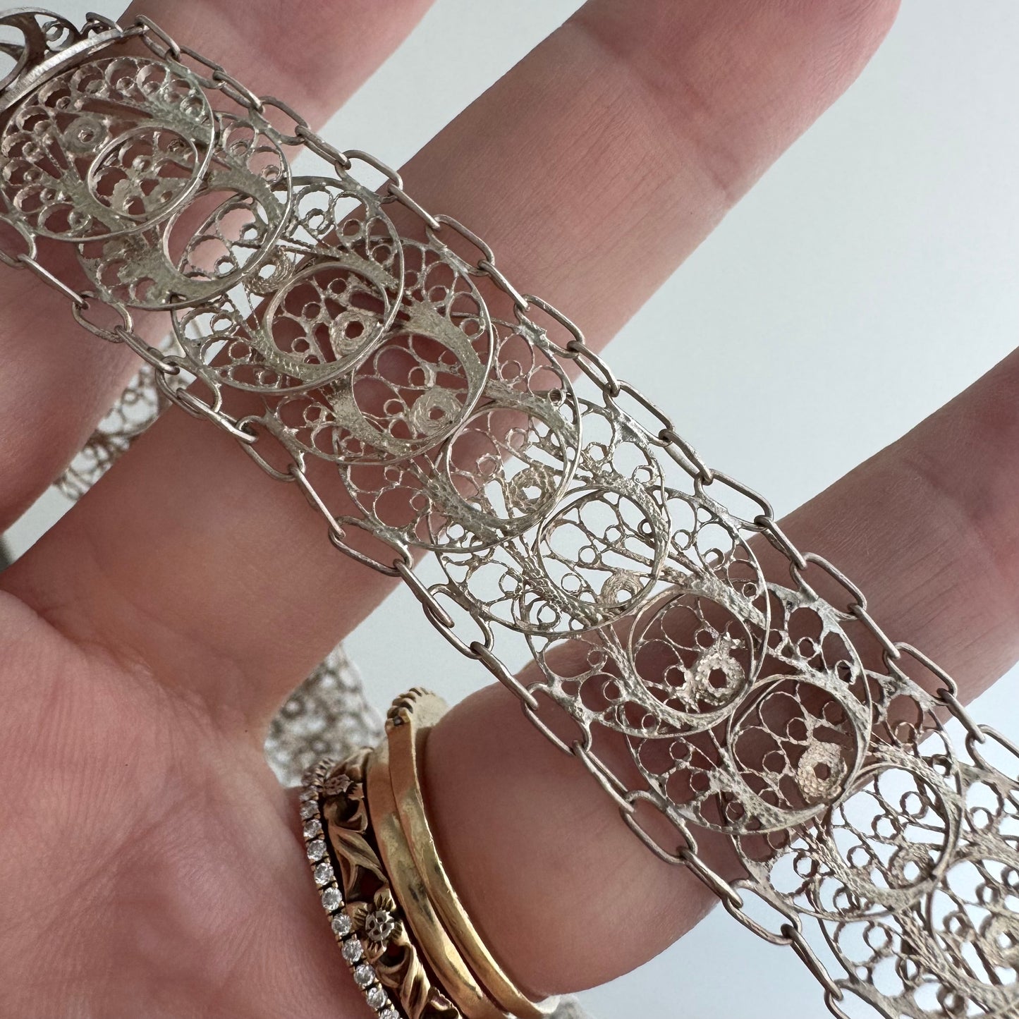 V I N T A G E // many many moons / sterling silver crescent moon filigree link flat chain necklace / 15", 18.8g