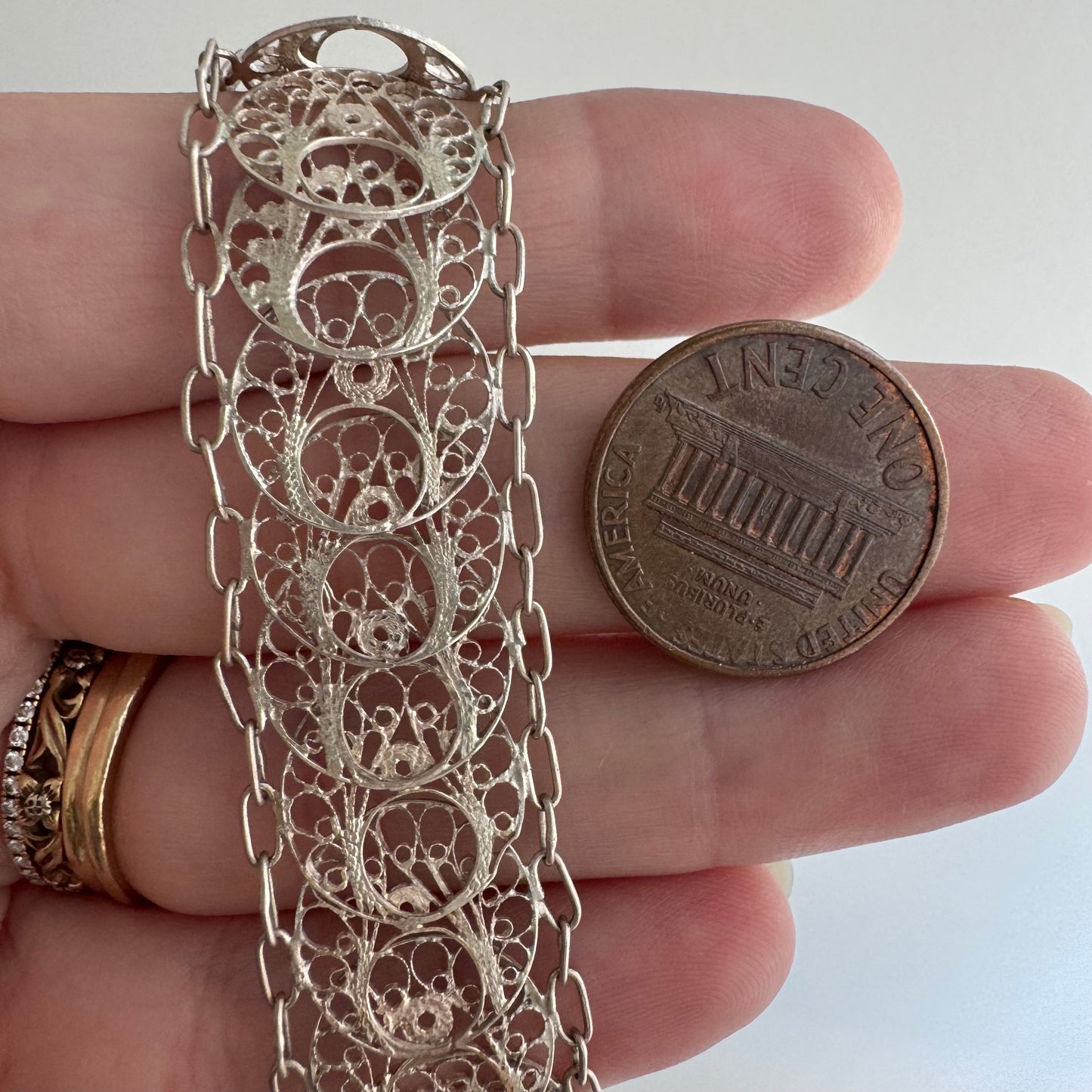 V I N T A G E // many many moons / sterling silver crescent moon filigree link flat chain necklace / 15", 18.8g