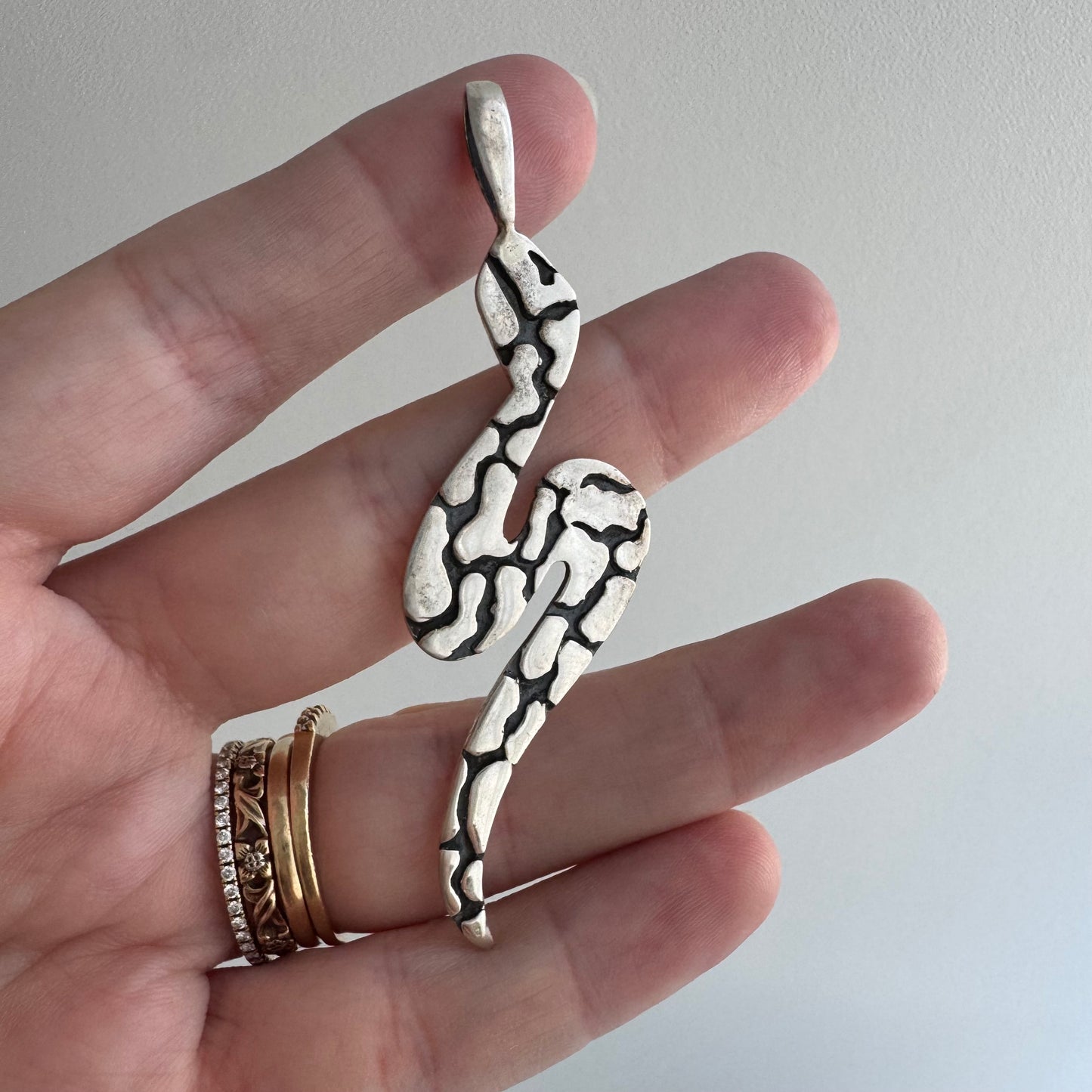V I N T A G E / slithering topography / sterling silver snake / a pendant