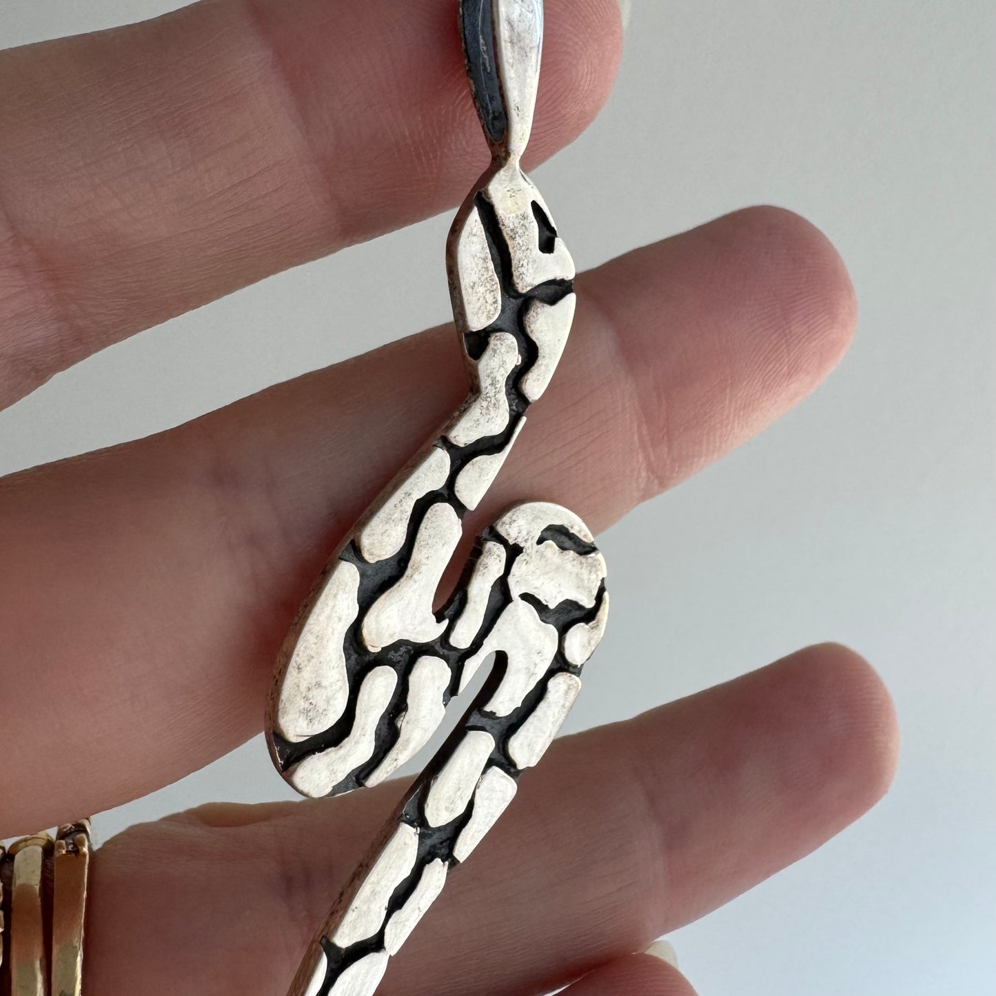 V I N T A G E / slithering topography / sterling silver snake / a pendant