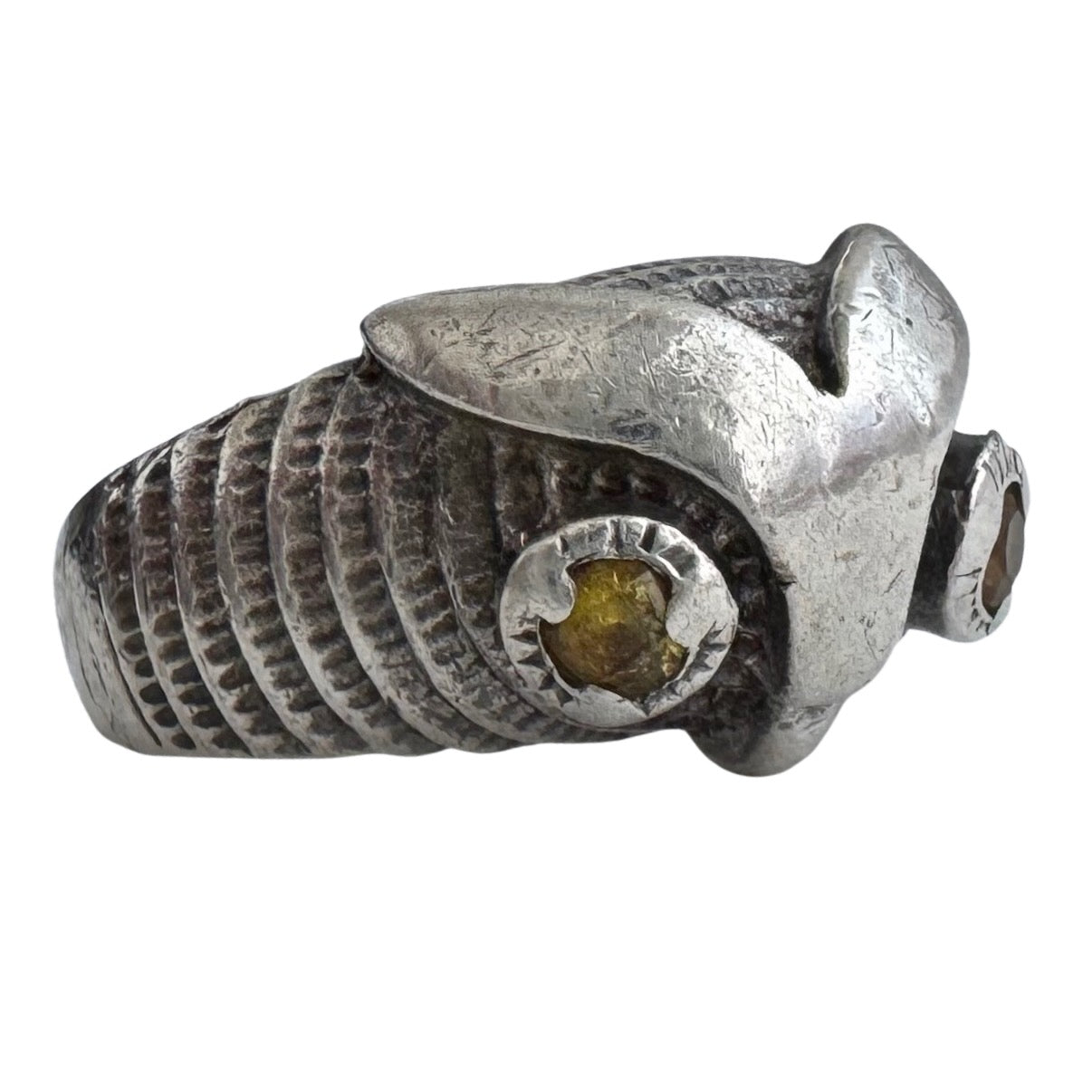 V I N T A G E // sage owl / sterling silver and yellow stone owl dome ring / size 4.75