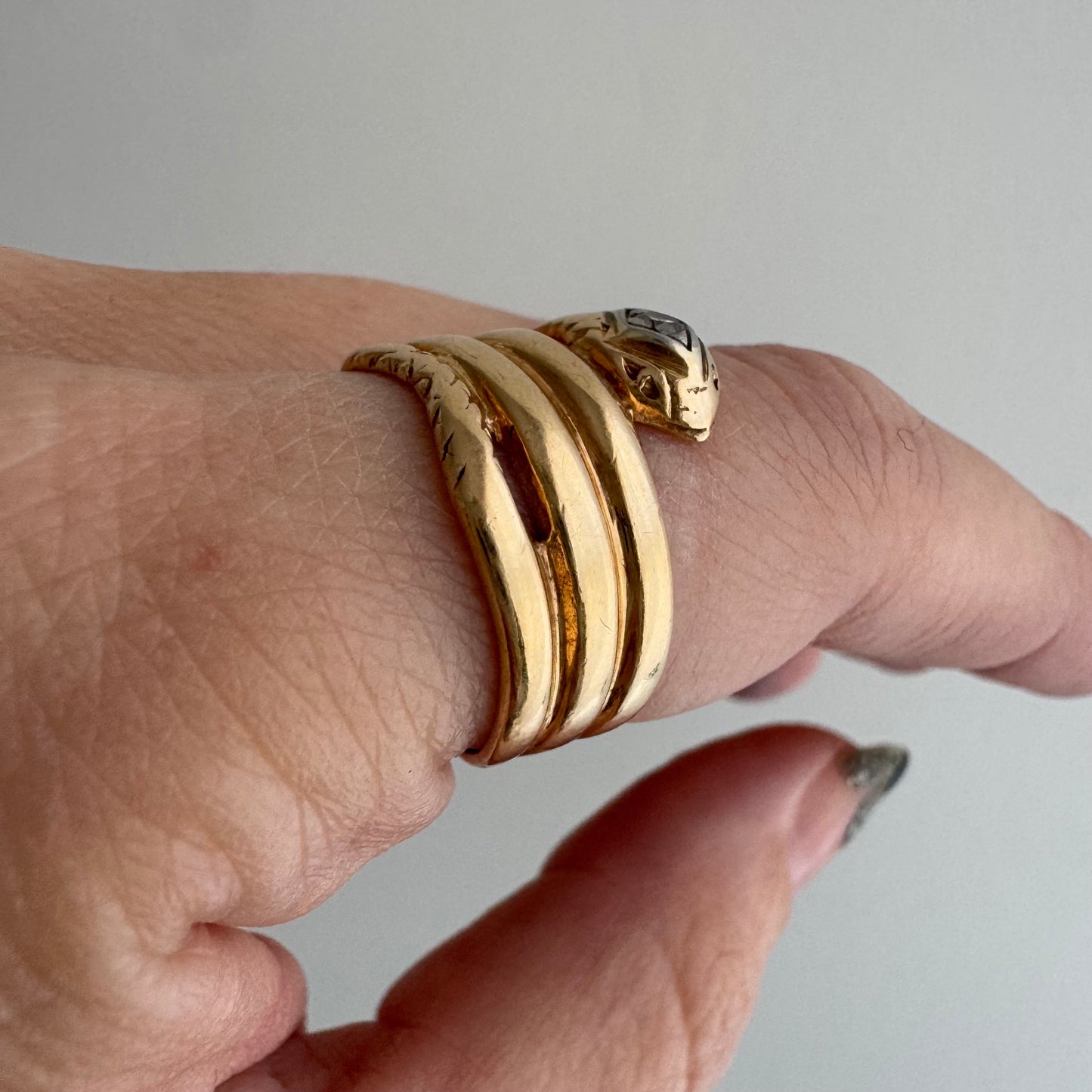 A N T I Q U E // wrap around friend / 10k and diamond wrap around snake ring / size 6.5ish