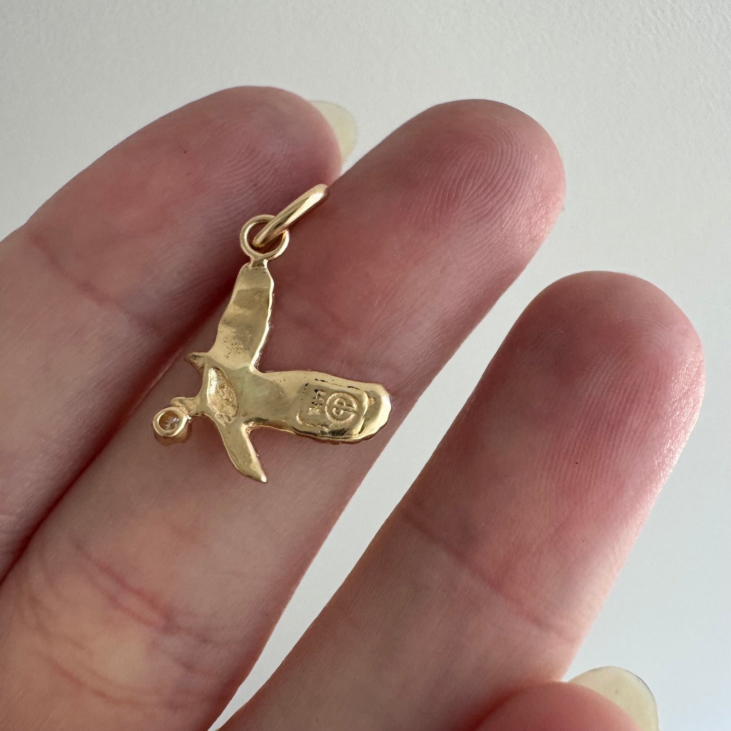 reimagined V I N T A G E // sparkly catch / 14k yellow gold bird in flight with a diamond prize / tie tack conversion pendant