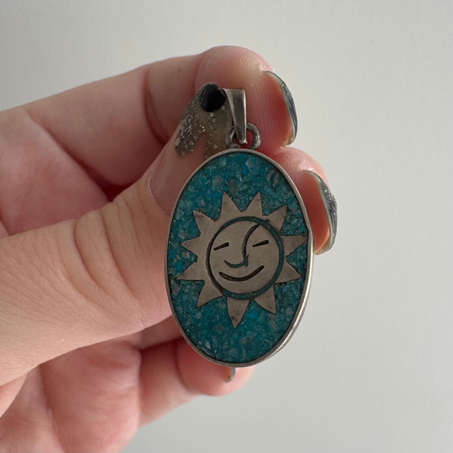 V I N T A G E // sun smile / sterling silver and crushed turquoise sun pendant / a pendant