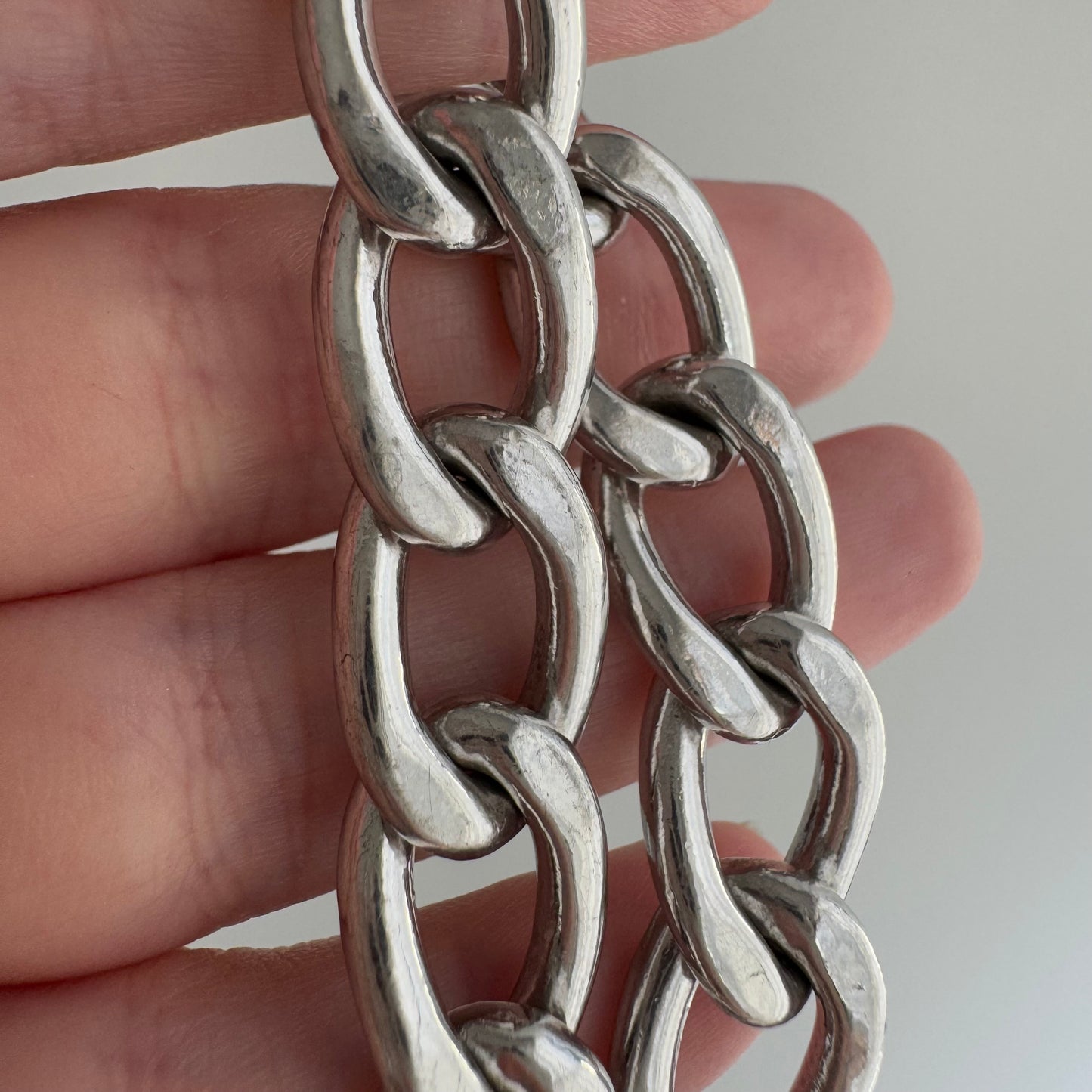 V I N T A G E // lovely links / sterling silver chunky wide oval curb chain bracelet / 7.5", 43.3g