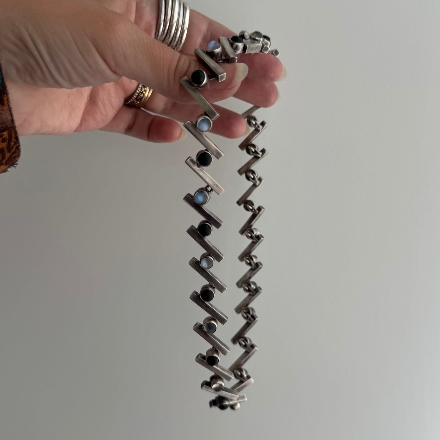 V I N T A G E // mesmerizing modernism / sterling silver modernist link necklace by Antonio Pineda for Taxco / 16.25", 63.7g