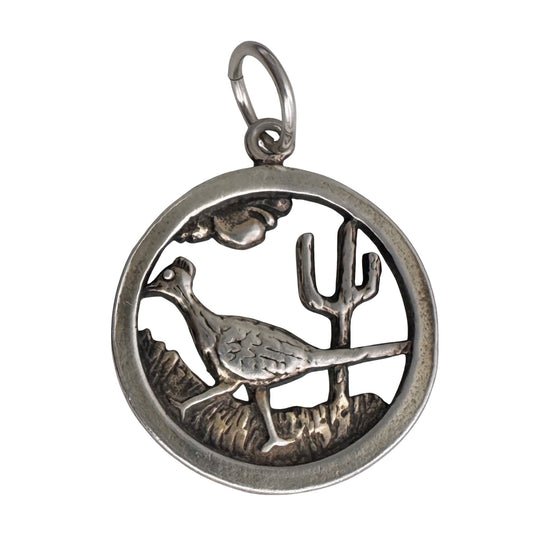 V I N T A G E // slowing down / sterling silver strutting road runner scene / a pendant