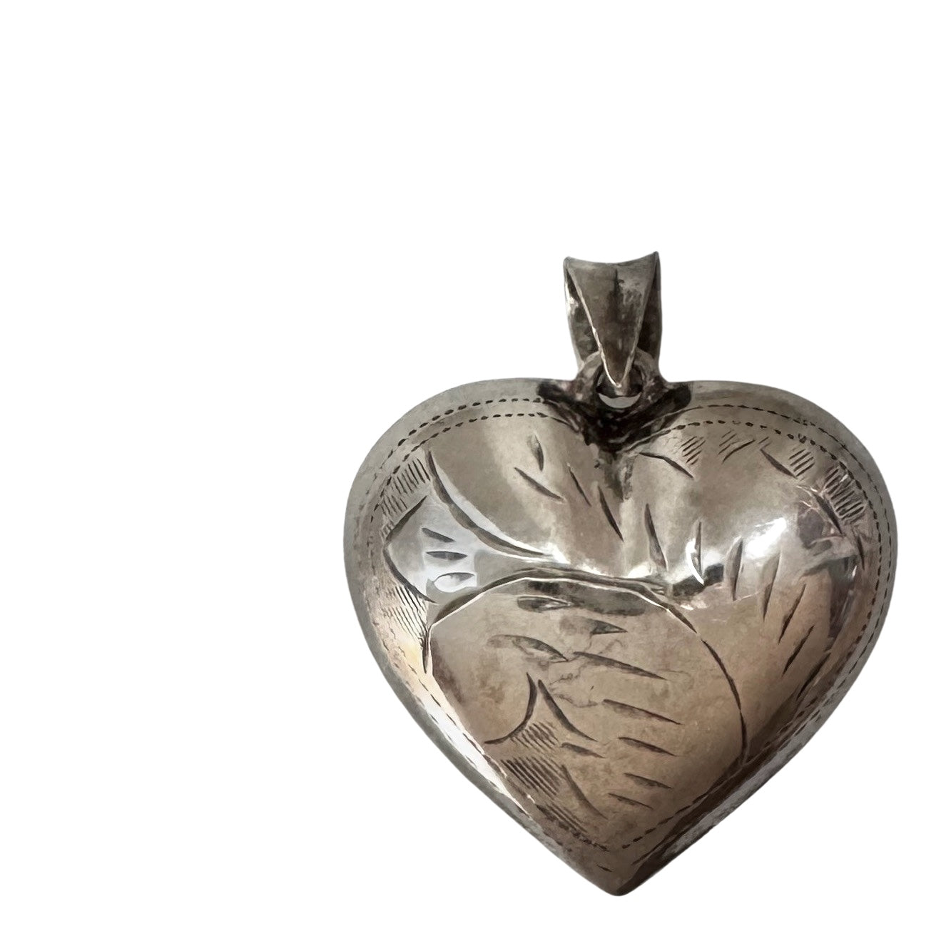 V I N T A G E // dented love / sterling silver puffy engraved heart / a pendant