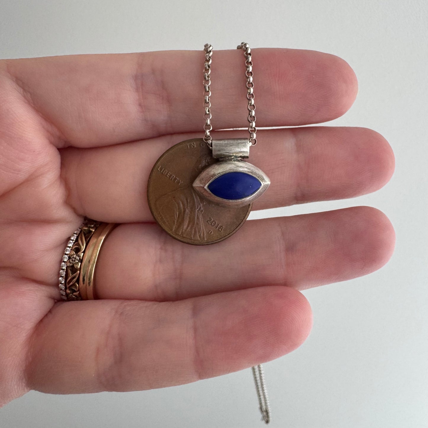 V I N T A G E // bluest eye / sterling silver third eye slider pendant necklace / 15"