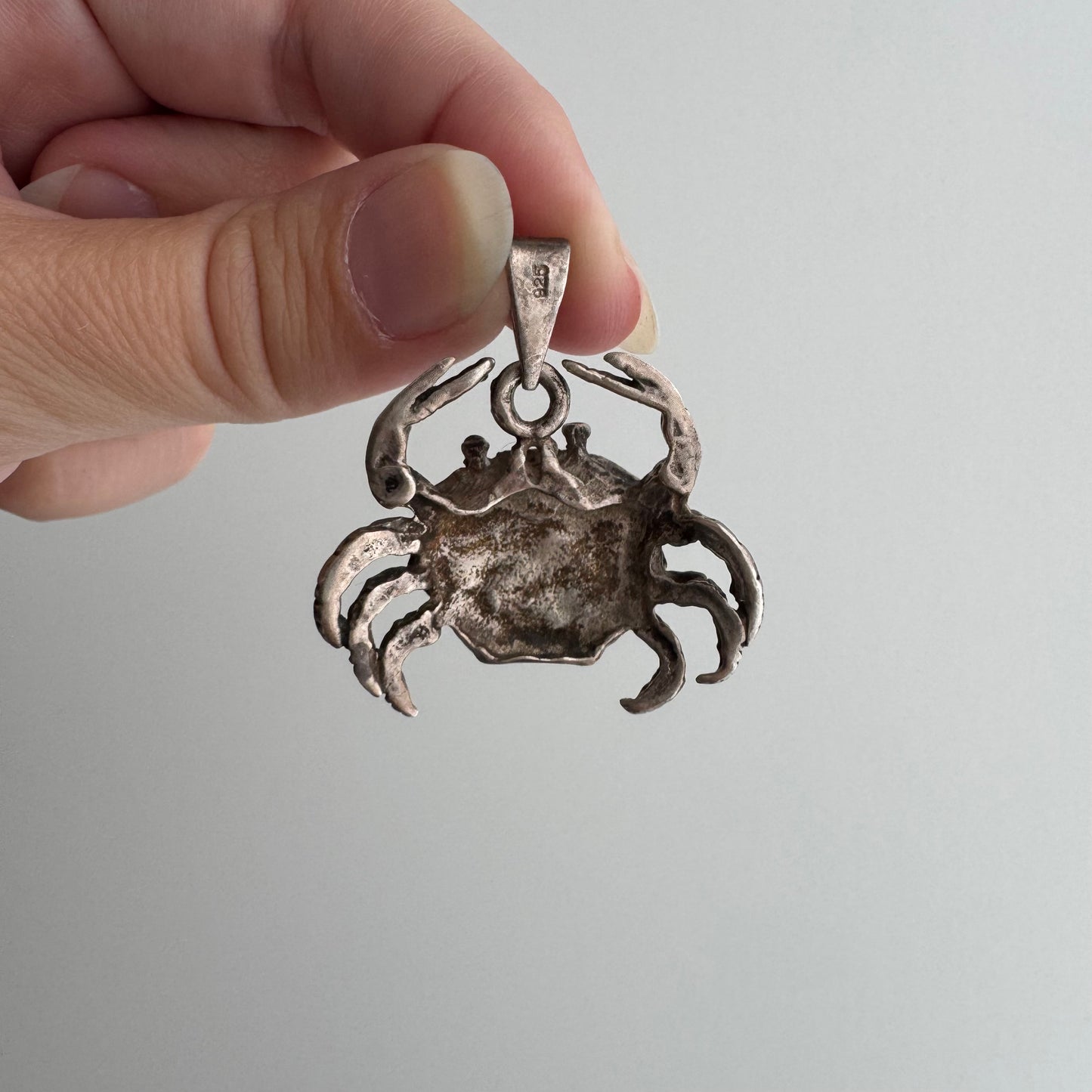 V I N T A G E // cutest crab / sterling silver detailed 3D crab / a large pendant