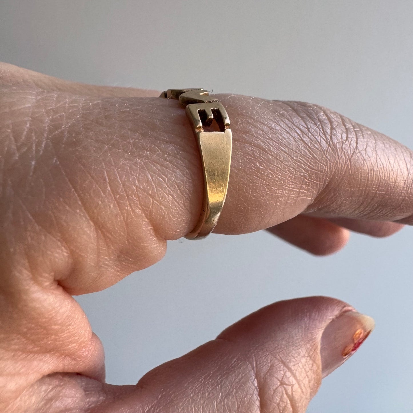 V I N T A G E // bold LOVE / 9k yellow gold LOVE word ring / size 6.25