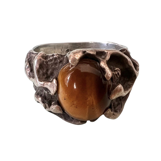 V I N T A G E // shimmery brutalism / sterling silver and tigers eye brutalist signet dome ring / size 8-8.25