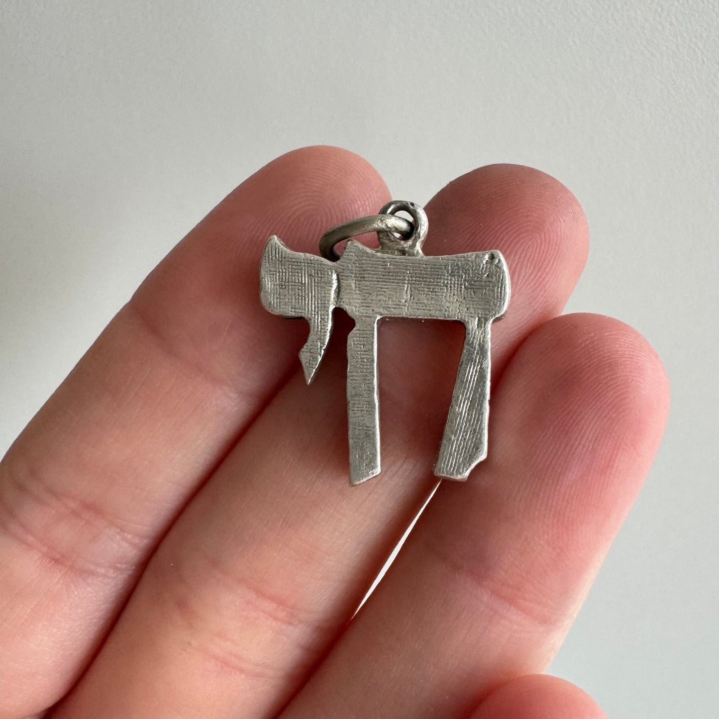 V I N T A G E // mid century Chai / sterling silver hefty Hebrew Chai / charm or pendant