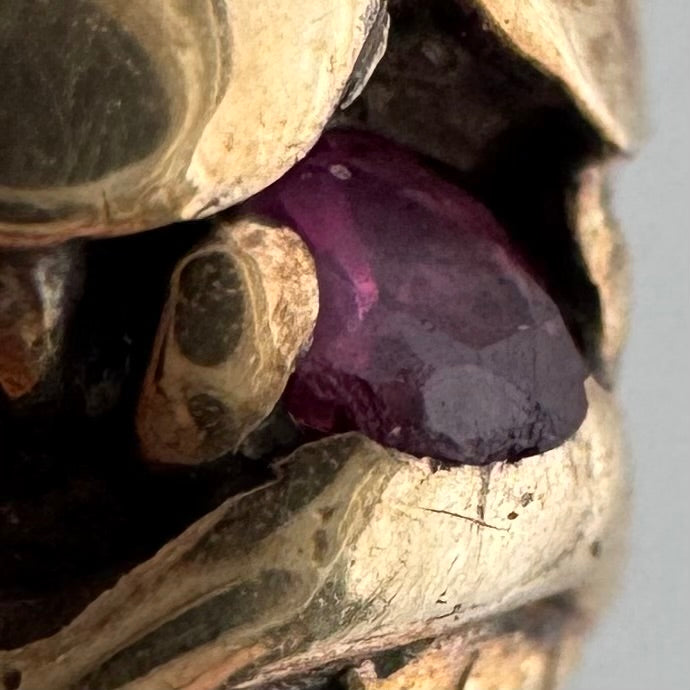 V I N T A G E // ruby roar / 10k and luby lion face ring / size 10.75 to 11