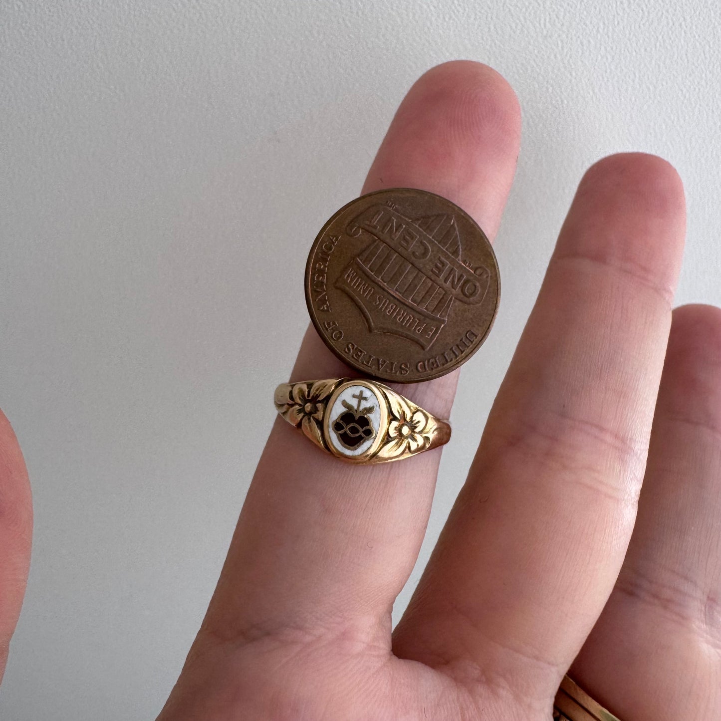 A N T I Q U E // sacred heart / 10k and enamel religious symbols signet ring / size 6.75+