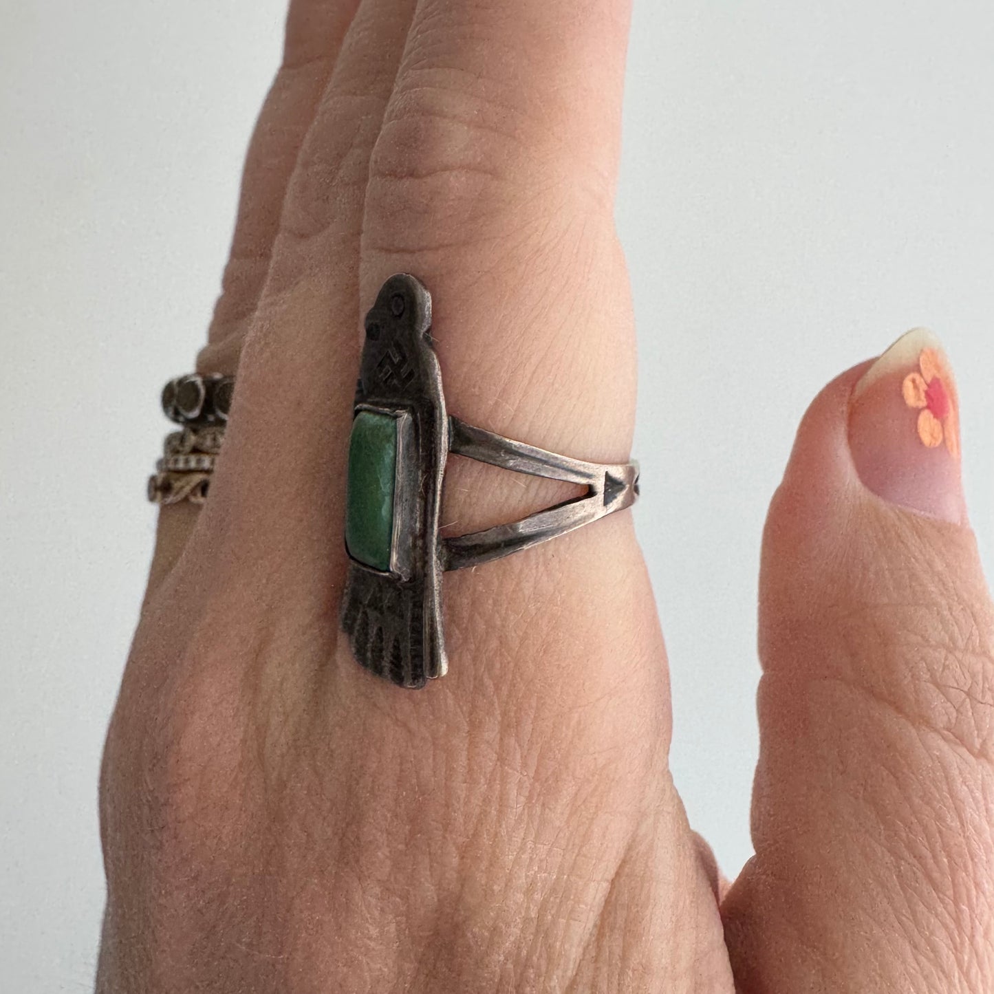 V I N T A G E // winged protector / sterling silver thunderbird and green turquoise ring / size 6.5