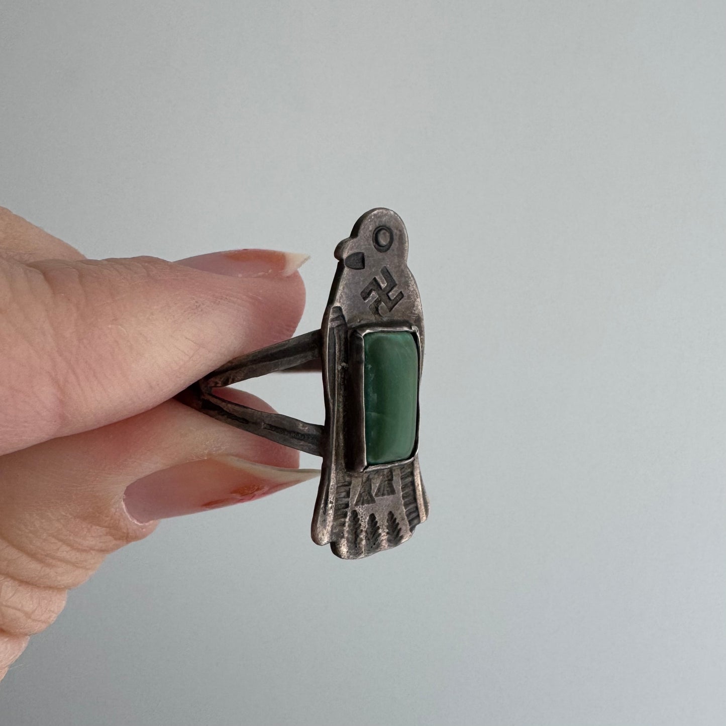 V I N T A G E // winged protector / sterling silver thunderbird and green turquoise ring / size 6.5