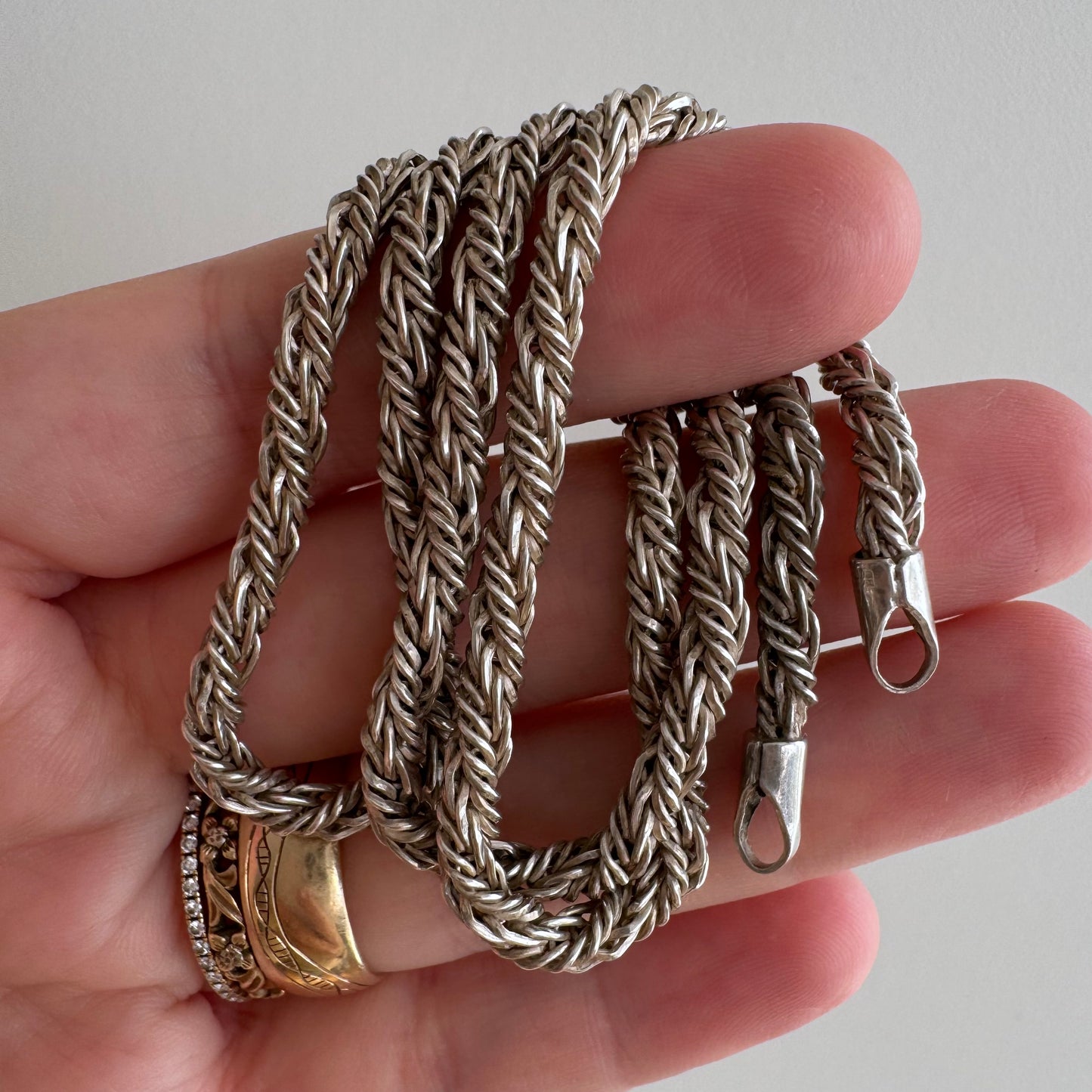 V I N T A G E // twisted wheat / sterling silver chain without a clasp / 17.5", 18g