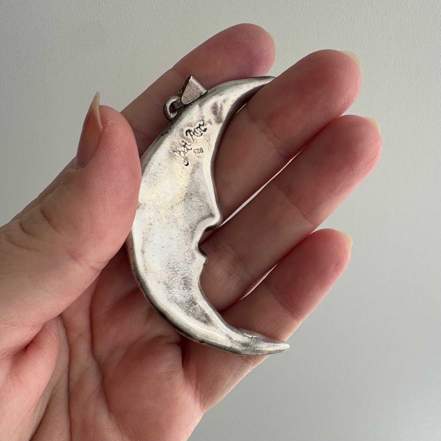 V I N T A G E / not smol moon man / sterling silver man in the moon / a large pendant