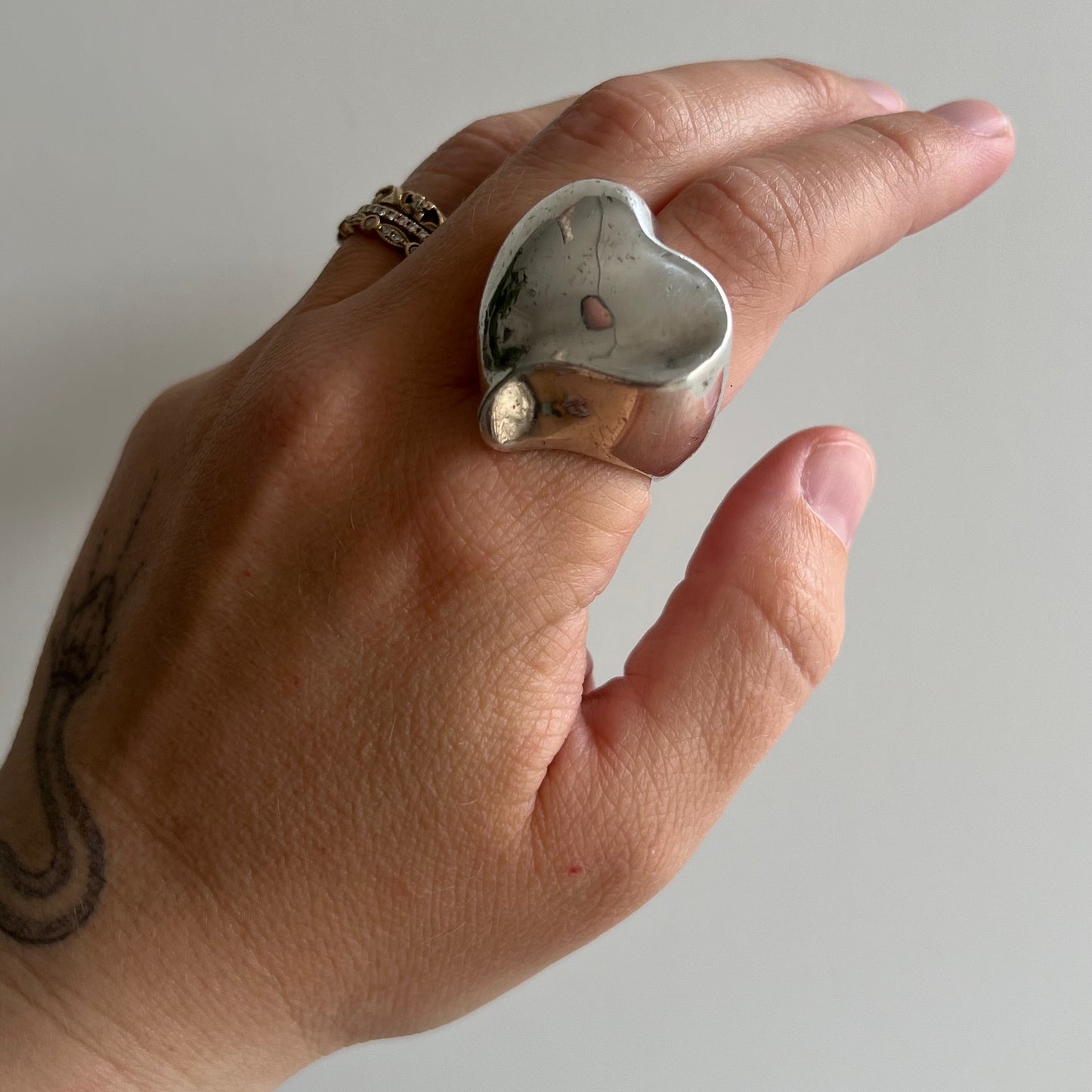 V I N T A G E // heavy heart / sterling silver chunky heart ring / size 6.75