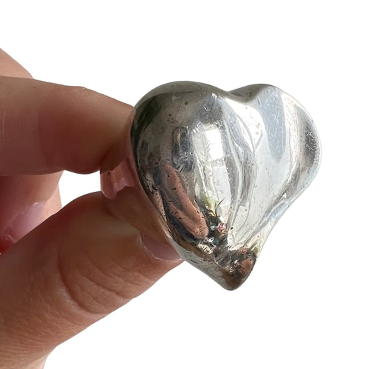 V I N T A G E // heavy heart / sterling silver chunky heart ring / size 6.75