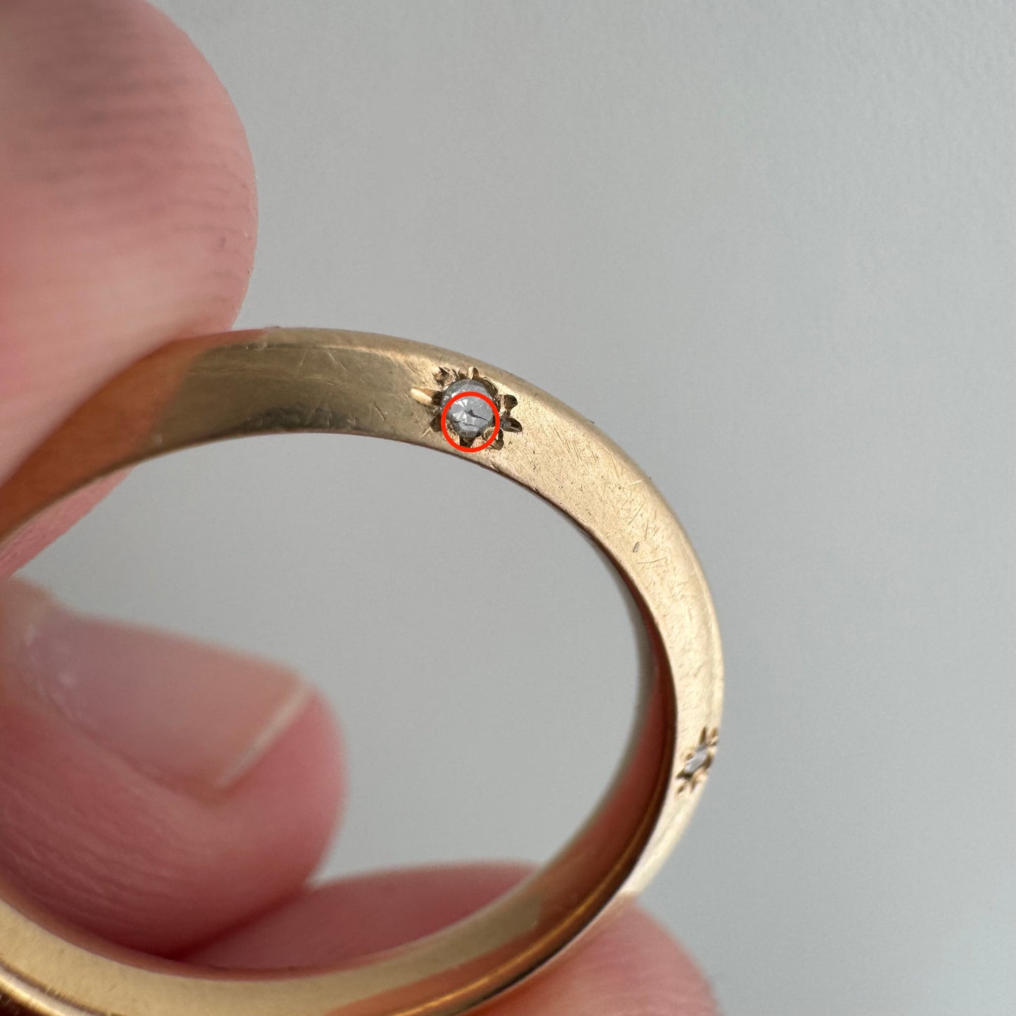 reimagined A N T I Q U E // 14k yellow gold knife edge JR Wood band with new starburst diamond / size 4.75