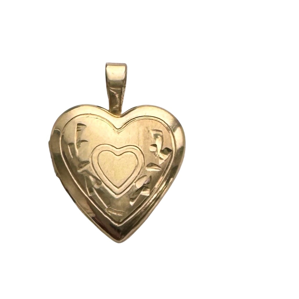 V I N T A G E // small heart big love / 14k tiny heart locket / a dainty pendant