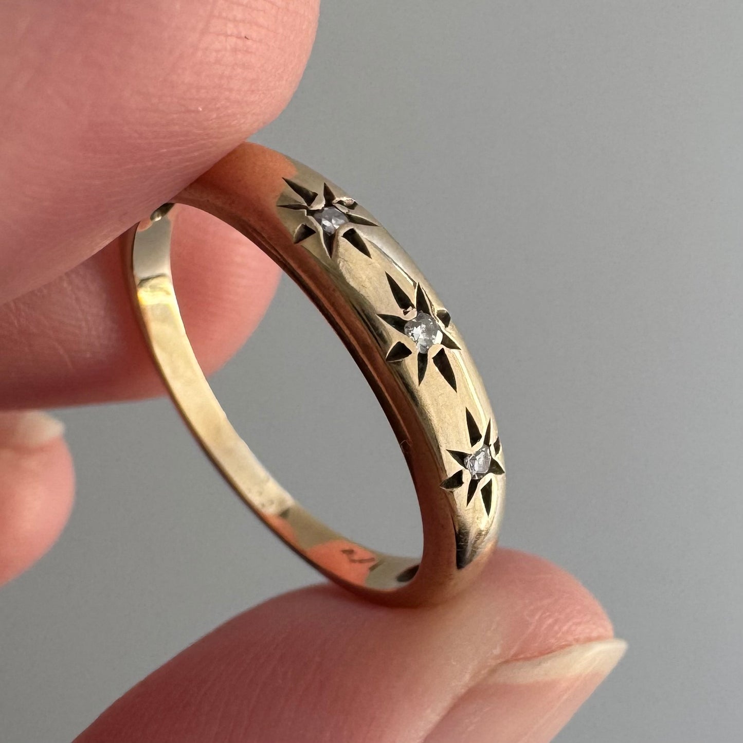 V I N T A G E // star story / 14k and diamond starburst half eternity domed band / size 5.5