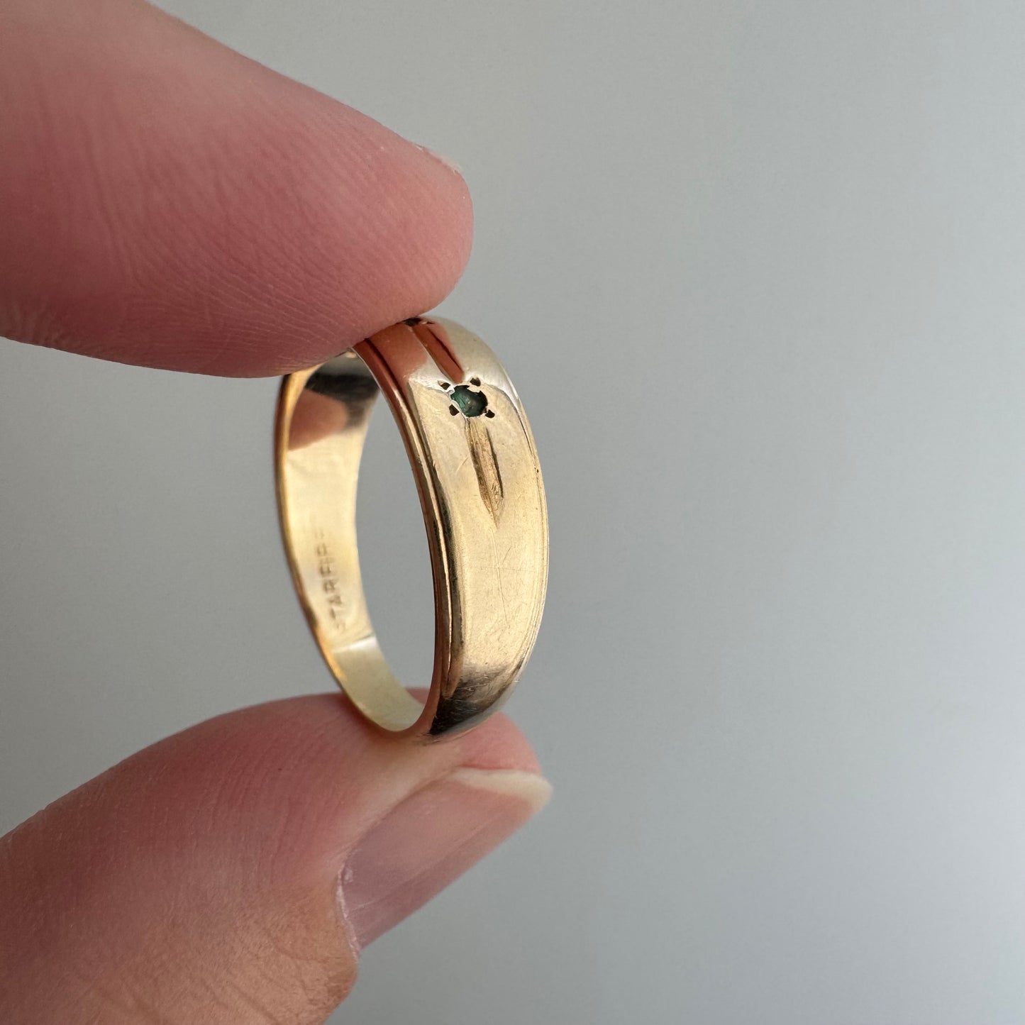 V I N T A G E // subtle stars / 14k and emerald trilogy half eternity tapered wide band / size ~7.25