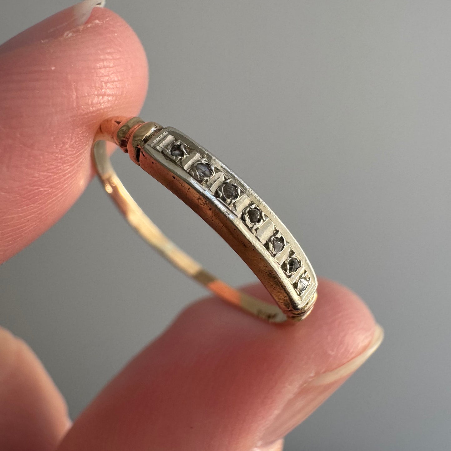 A N T I Q U E // diamonds in the rough / 10k bicolor commitment band with rough cut diamonds / size 6