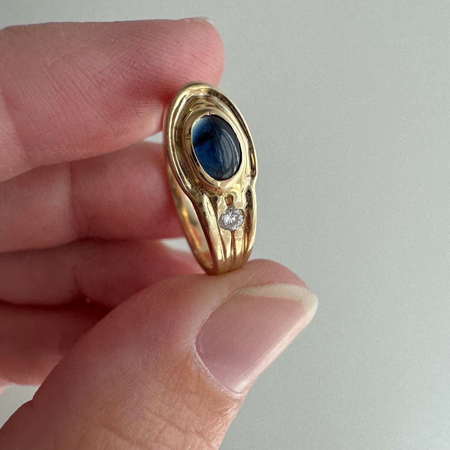 V I N T A G E // subtle snake / 14k stylized snake with diamond and sapphire / size 5.5 to 5.75