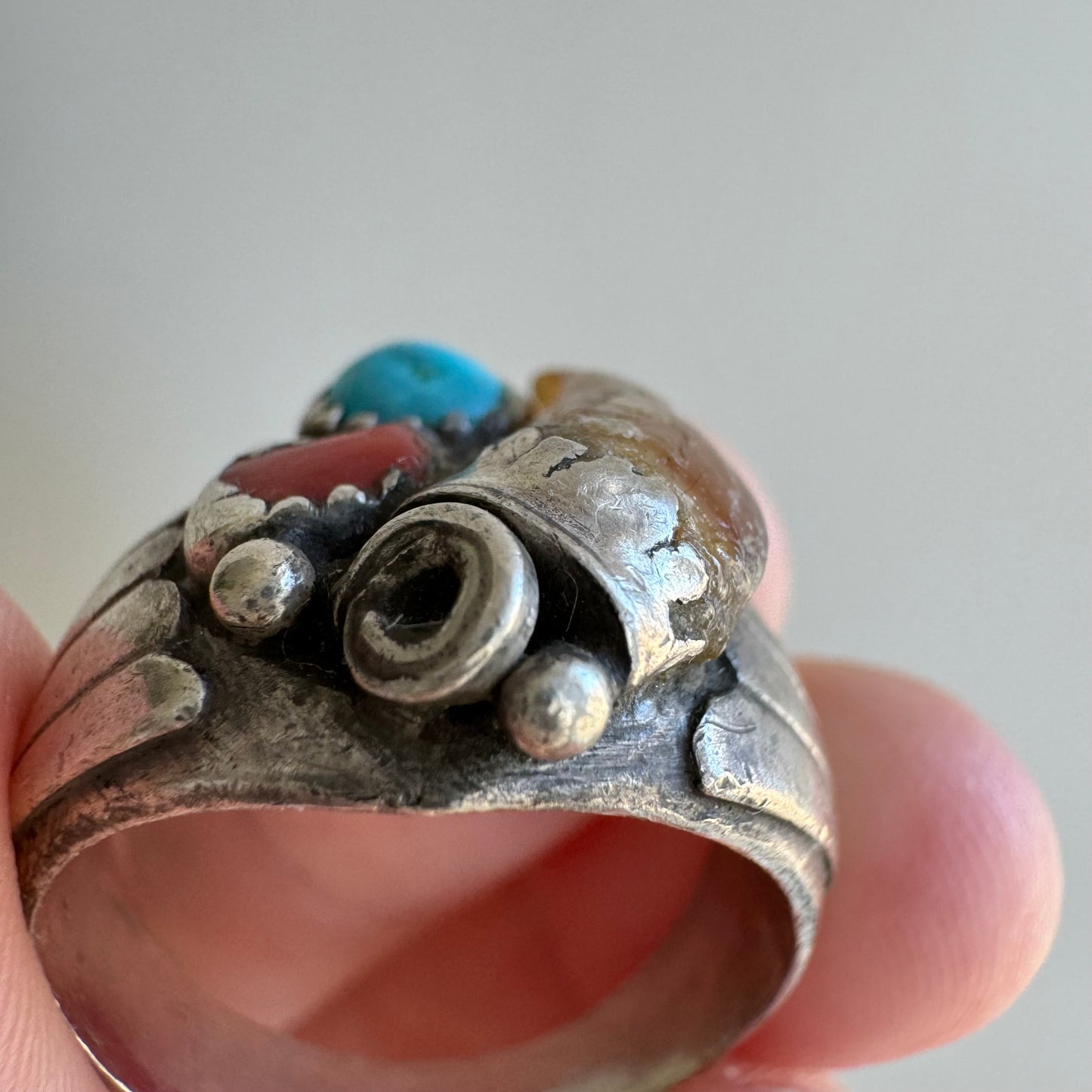 V I N T A G E // we choose the bear / sterling silver Navajo claw coral and turquoise ring / size 9.25