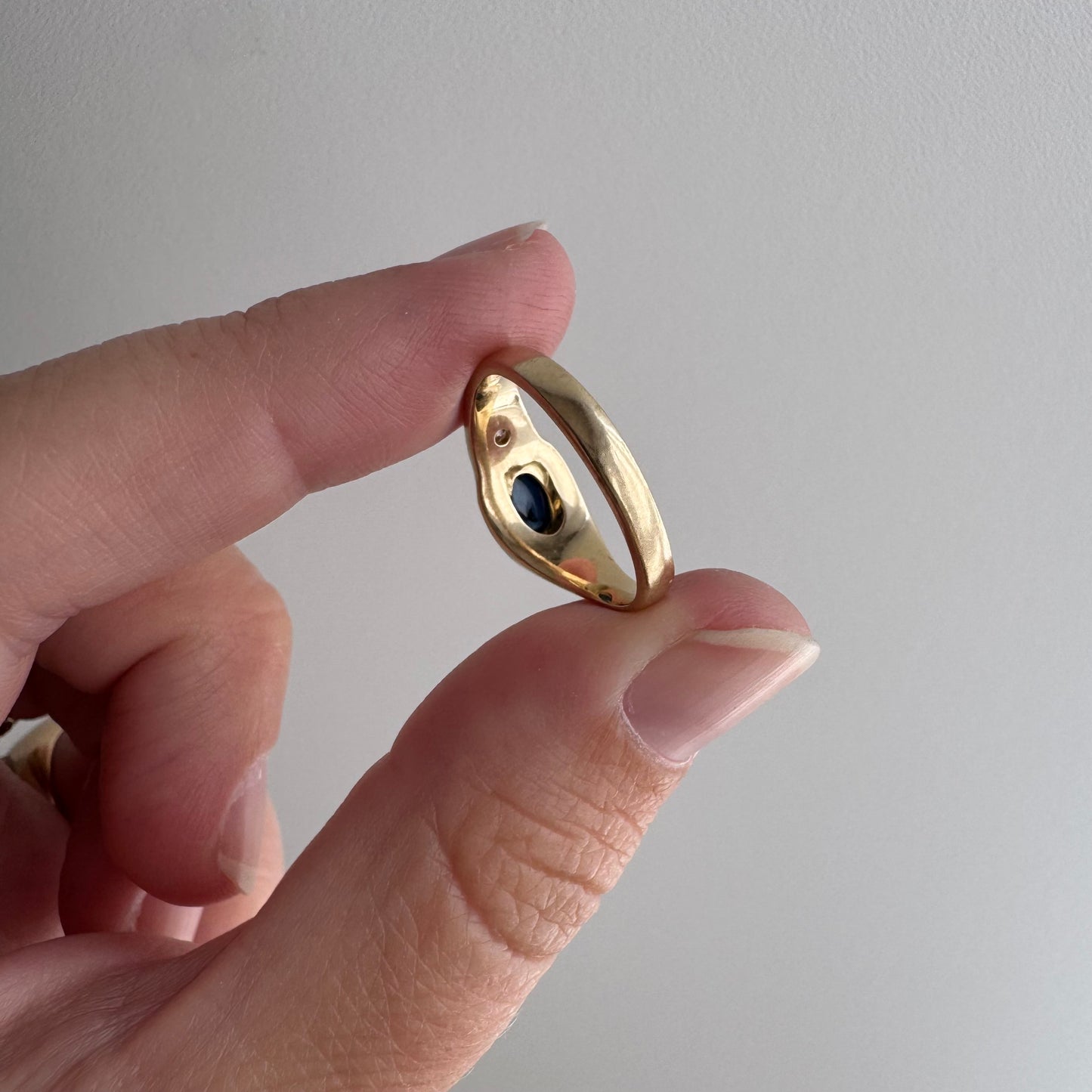 V I N T A G E // subtle snake / 14k stylized snake with diamond and sapphire / size 5.5 to 5.75