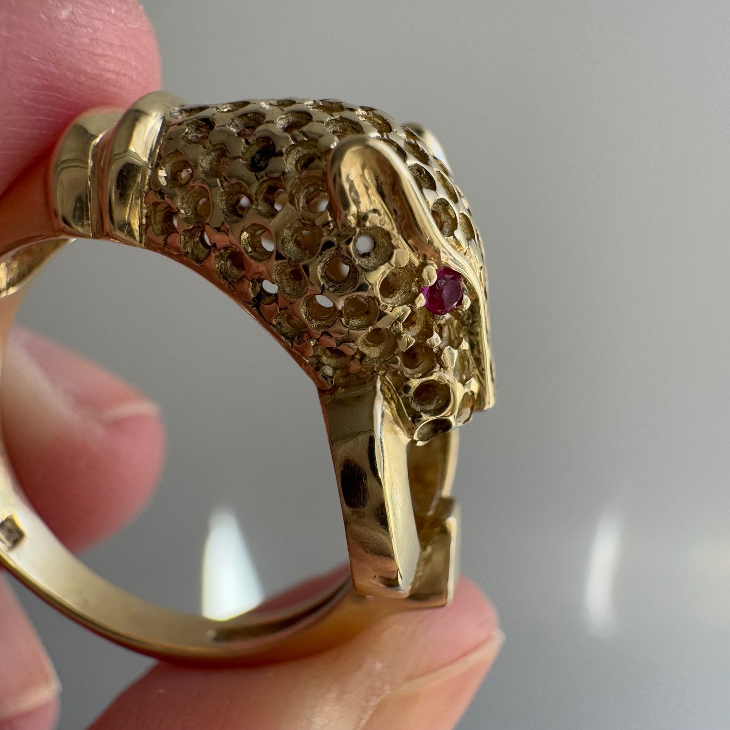 V I N T A G E // gentle panther / 14k and glass designer inspired panther ring / size 7.5