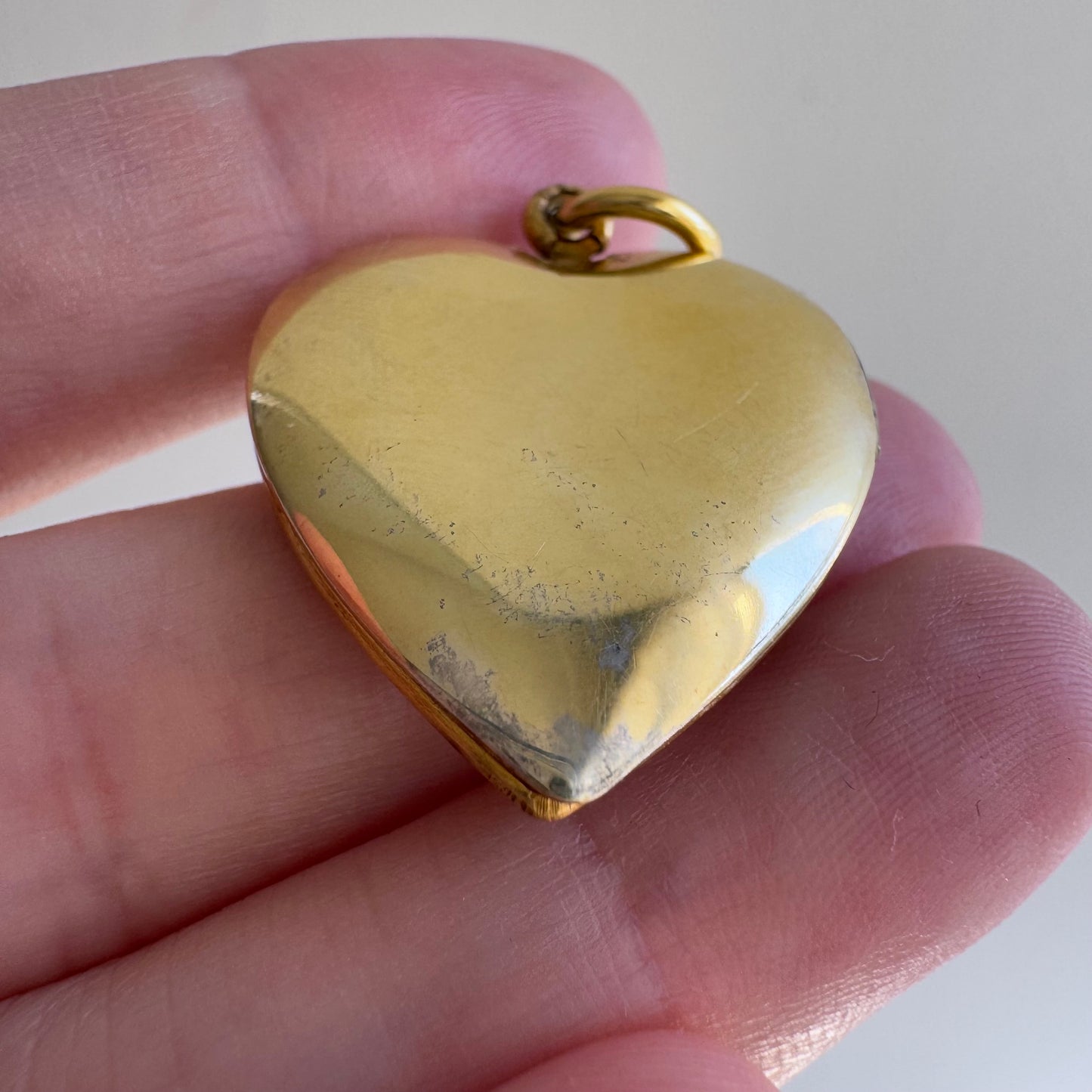 V I N T A G E // retro flower cascade / 1940s gold over sterling silver heart locket / a pendant