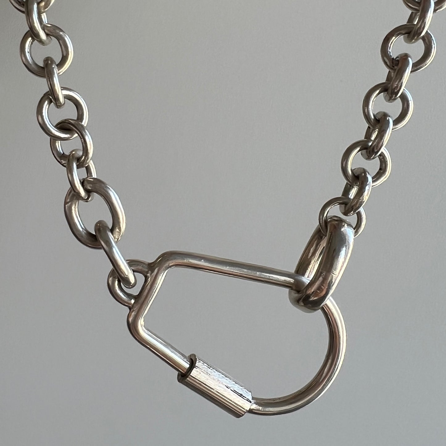 reimagined V I N T A G E // all linked up / sterling silver rolo chain with carabiner pendant holder / up to 16.75", 44g