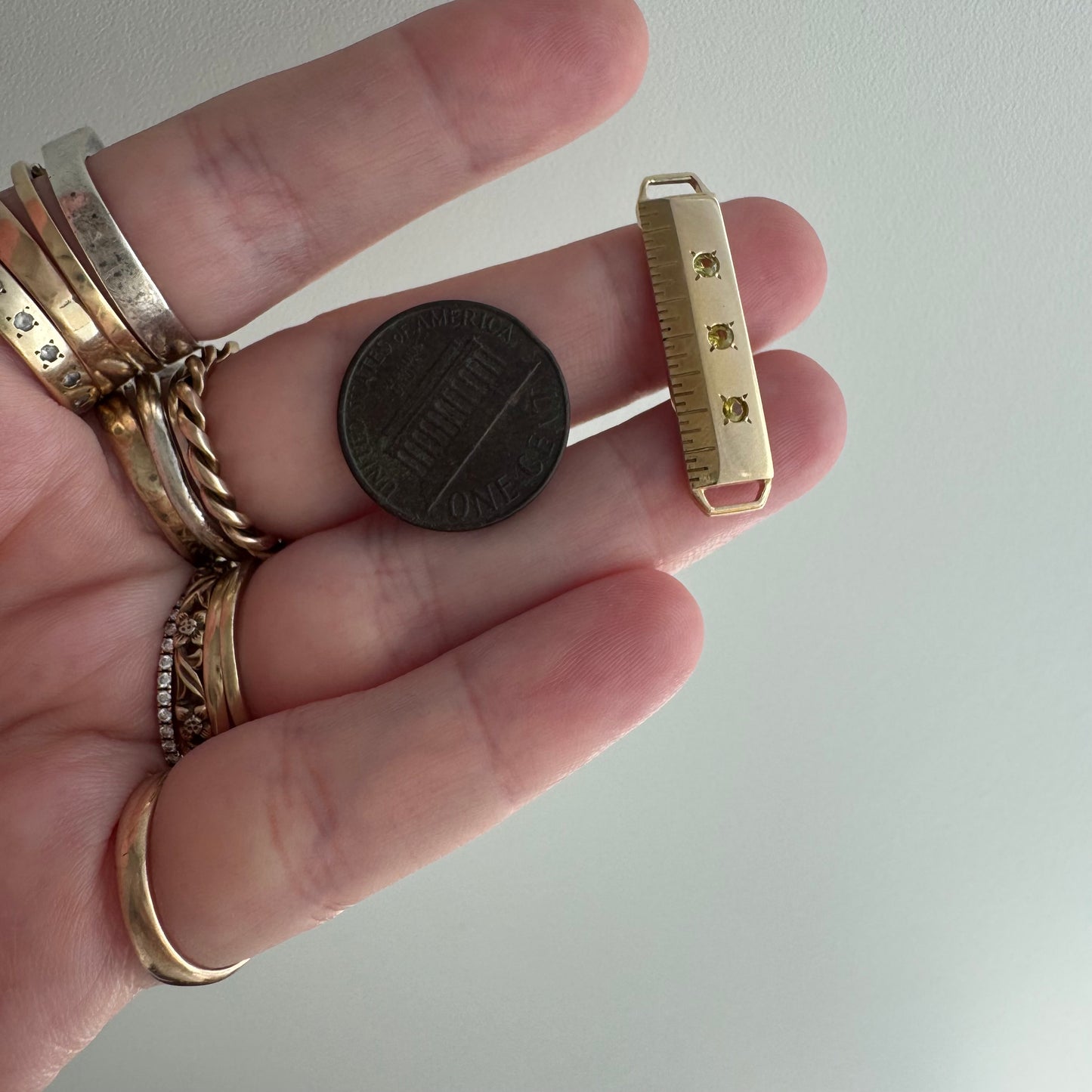 V I N T A G E // golden rule / 10k yellow gold and topaz ruler link / a bracelet station