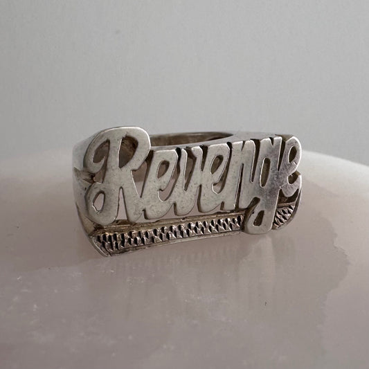 [short term listing] E S T A T E // sterling silver 'Revenge' signet ring / size 8