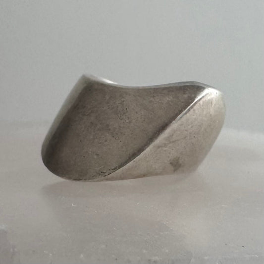 [short term listing] V I N T A G E // chunky sterling silver swirly tapered wide ring / size 6