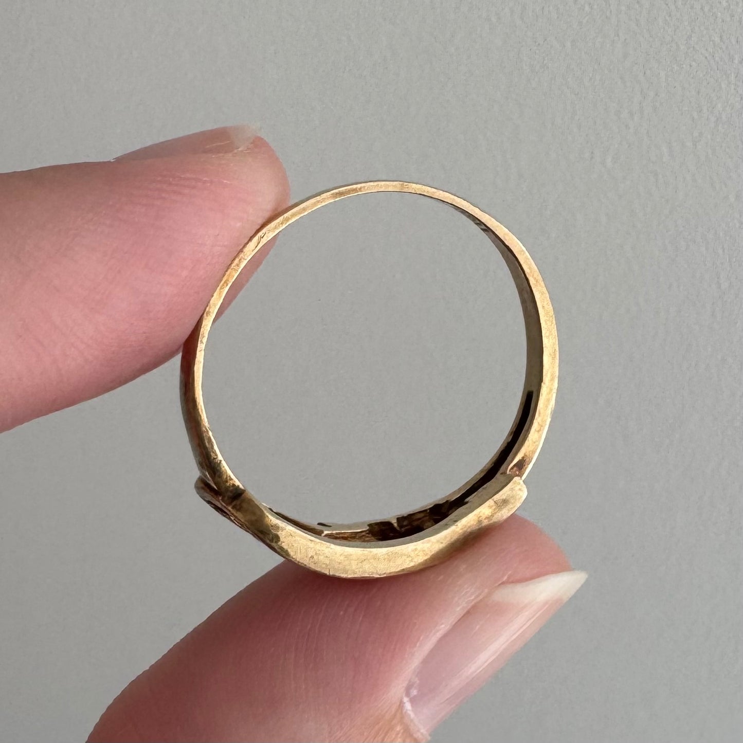 V I N T A G E // textured LOVE / 10k yellow gold LOVE word ring / size 8