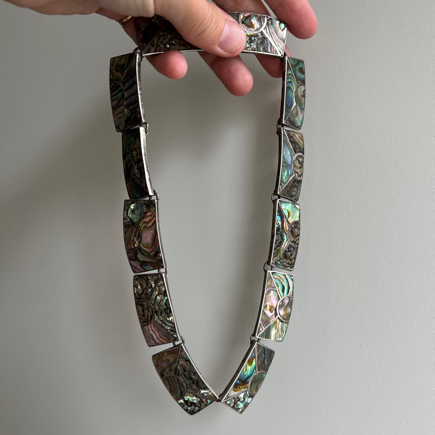 V I N T A G E // rainbow skies / abalone inlay sunshine in sterling silver / Mexican sterling silver necklace / 16", 76g