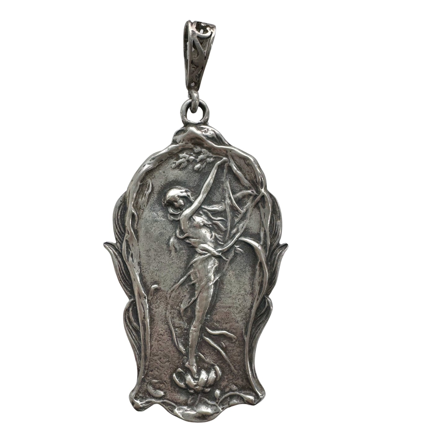 V I N T A G E // fabulous femme / sterling silver large art nouveau style goddess / a pendant