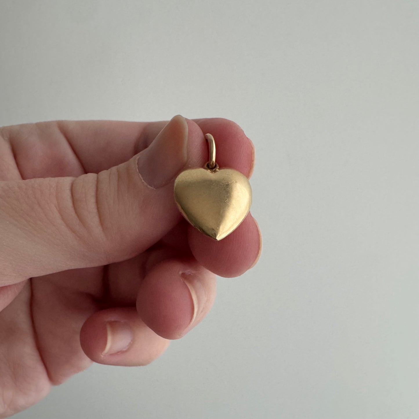 V I N T A G E // a special date / 14k gold puffy heart shaped locket engraved with "12-25-59" / a pendant