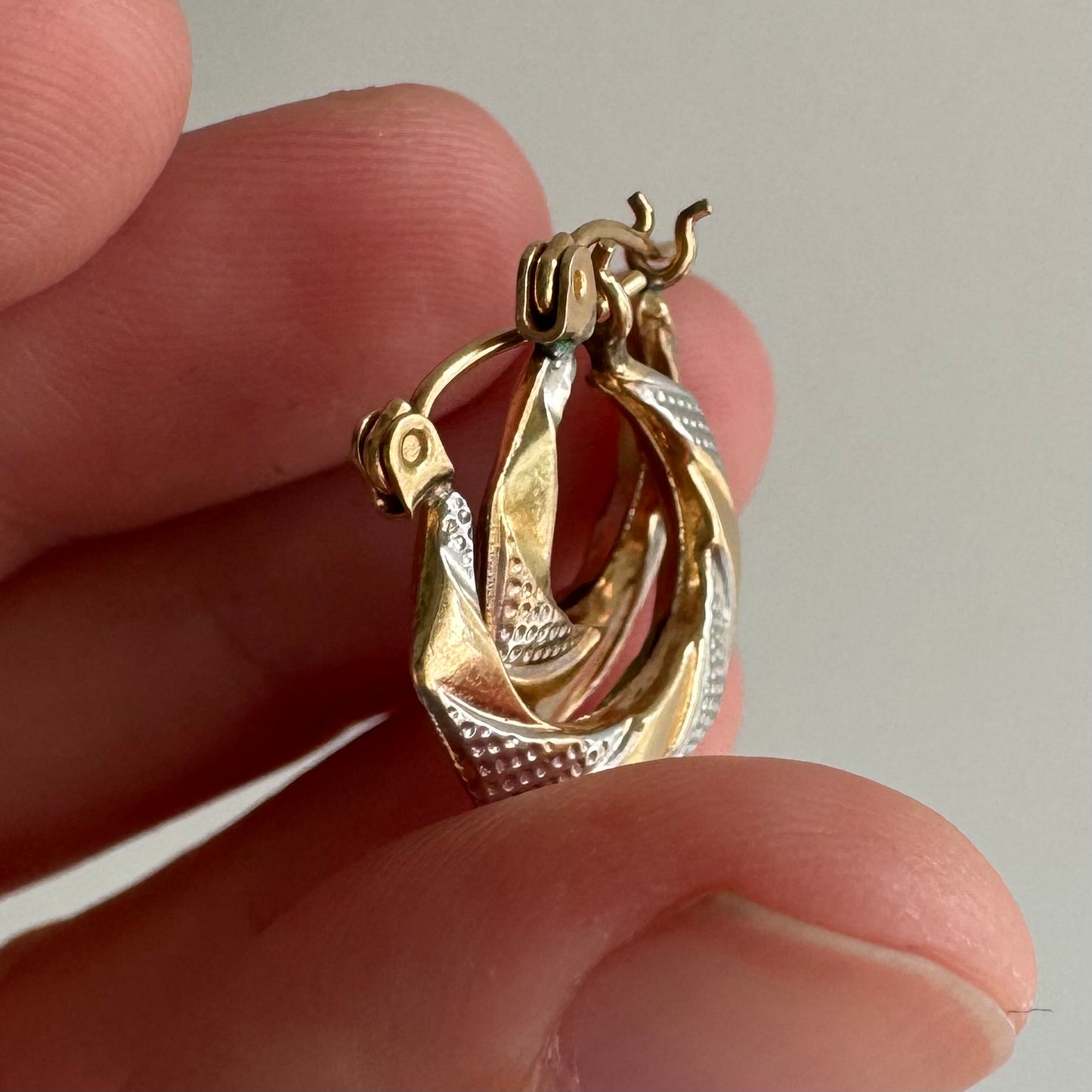 P R E - L O V E D // everyday geometry / 14k yellow and white gold hoops / ~5/8"