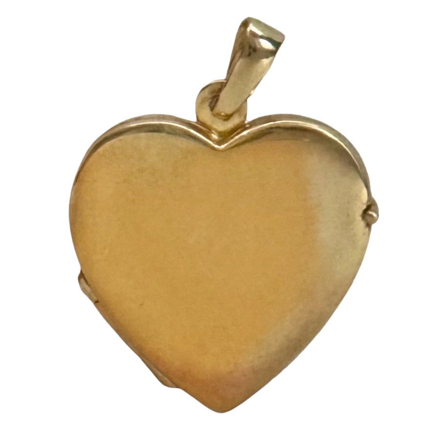 V I N T A G E // simple love / 14k gold flat heart shaped locket / a pendant